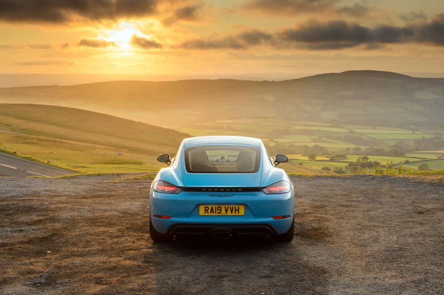  Porsche 718 Cayman T (982C) 2019 года  (UK) (фото 20 из 40)